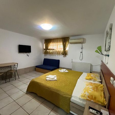 Garsoniere Victor Seaview Aer Conditionat Primim Carduri Vacanta 150 M De Plaja Reyna Beach Appartement Constanţa Buitenkant foto