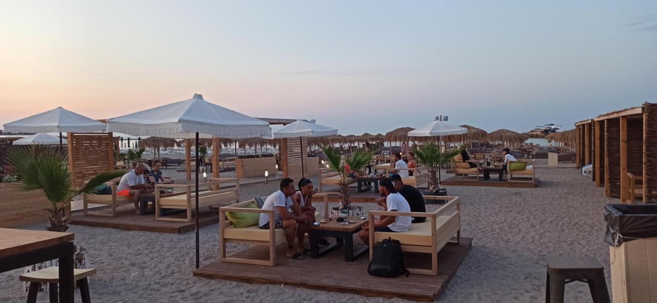 Garsoniere Victor Seaview Aer Conditionat Primim Carduri Vacanta 150 M De Plaja Reyna Beach Appartement Constanţa Buitenkant foto