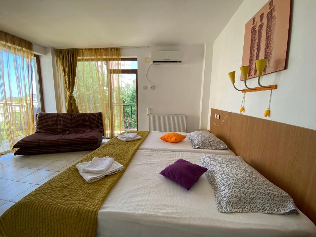 Garsoniere Victor Seaview Aer Conditionat Primim Carduri Vacanta 150 M De Plaja Reyna Beach Appartement Constanţa Buitenkant foto