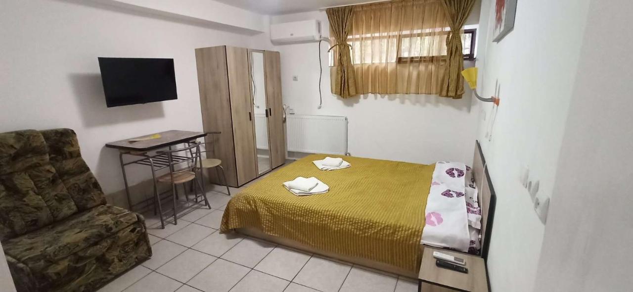 Garsoniere Victor Seaview Aer Conditionat Primim Carduri Vacanta 150 M De Plaja Reyna Beach Appartement Constanţa Buitenkant foto