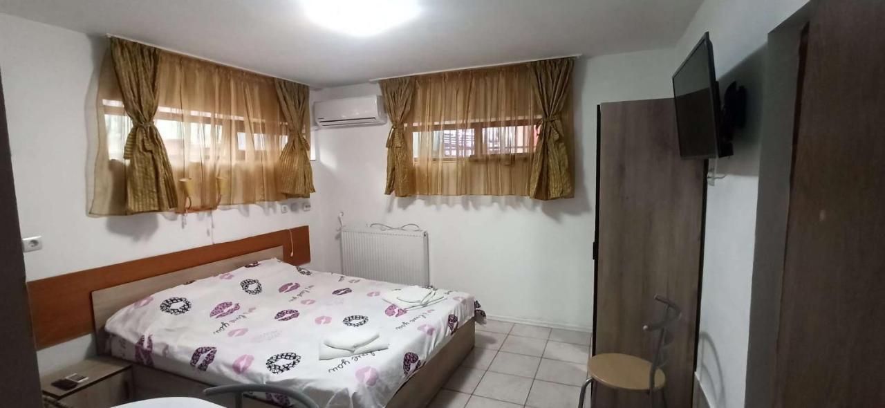 Garsoniere Victor Seaview Aer Conditionat Primim Carduri Vacanta 150 M De Plaja Reyna Beach Appartement Constanţa Buitenkant foto