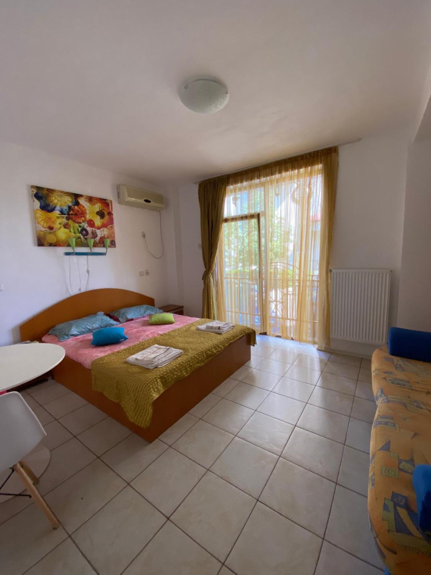Garsoniere Victor Seaview Aer Conditionat Primim Carduri Vacanta 150 M De Plaja Reyna Beach Appartement Constanţa Buitenkant foto