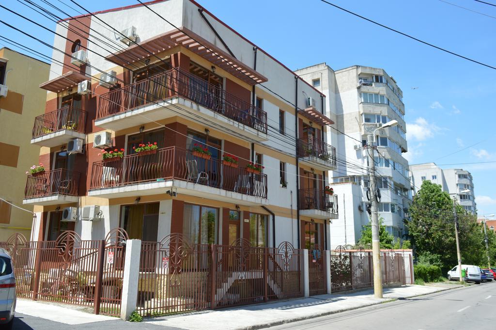 Garsoniere Victor Seaview Aer Conditionat Primim Carduri Vacanta 150 M De Plaja Reyna Beach Appartement Constanţa Buitenkant foto