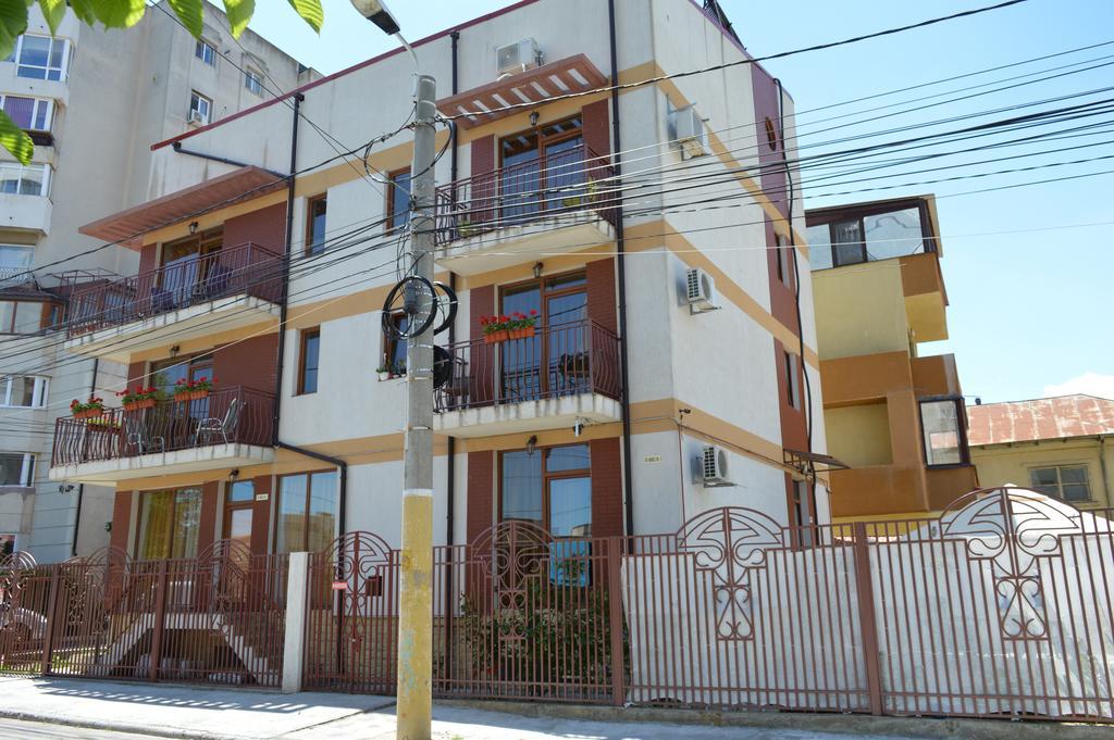 Garsoniere Victor Seaview Aer Conditionat Primim Carduri Vacanta 150 M De Plaja Reyna Beach Appartement Constanţa Buitenkant foto