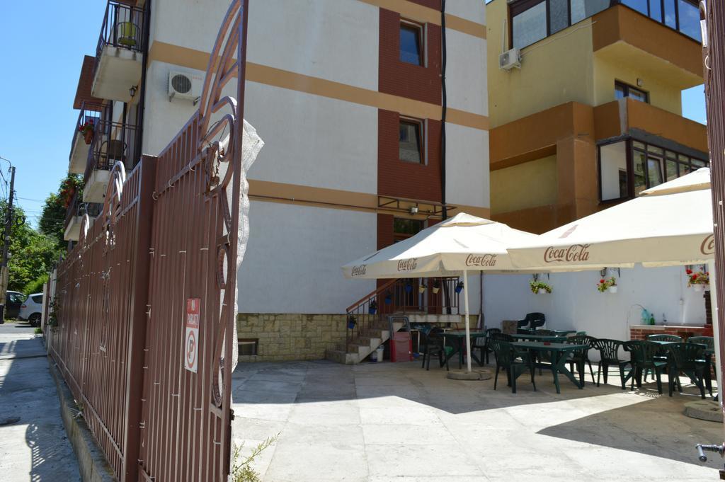 Garsoniere Victor Seaview Aer Conditionat Primim Carduri Vacanta 150 M De Plaja Reyna Beach Appartement Constanţa Buitenkant foto