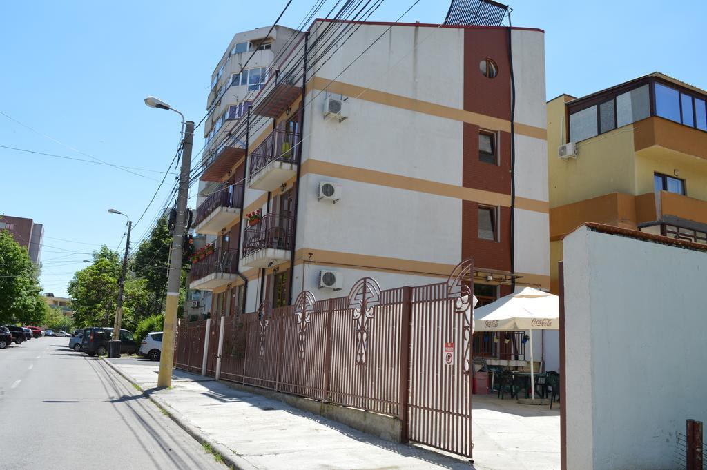 Garsoniere Victor Seaview Aer Conditionat Primim Carduri Vacanta 150 M De Plaja Reyna Beach Appartement Constanţa Buitenkant foto