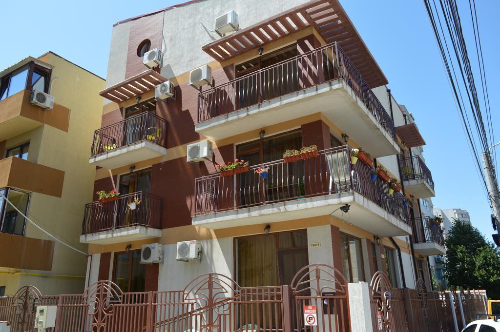 Garsoniere Victor Seaview Aer Conditionat Primim Carduri Vacanta 150 M De Plaja Reyna Beach Appartement Constanţa Buitenkant foto